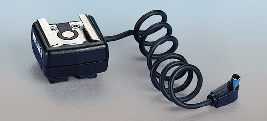 Kaiser 1301 Blitzadapter mit Mittenkontakt und Synchronkabel